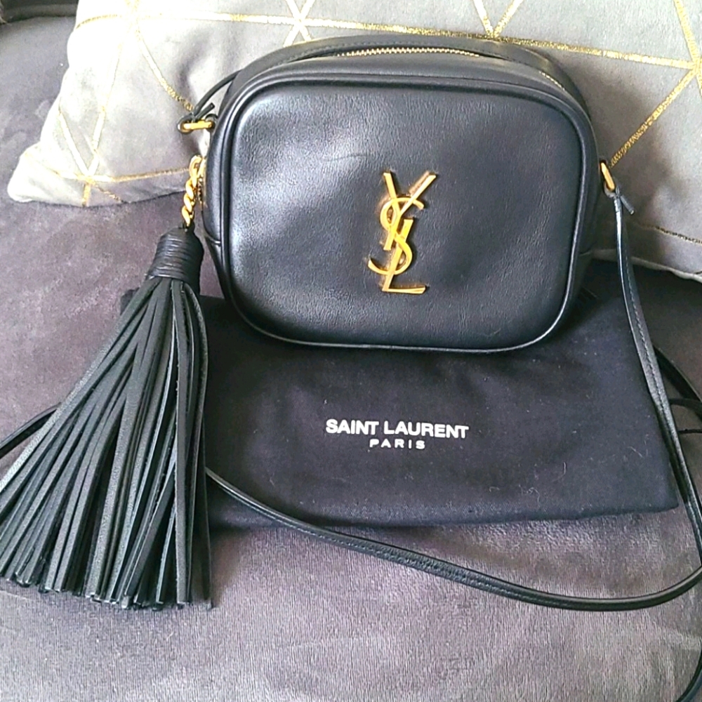 SOLD‼️Yves Saint Laurent Blogger bag 🖤